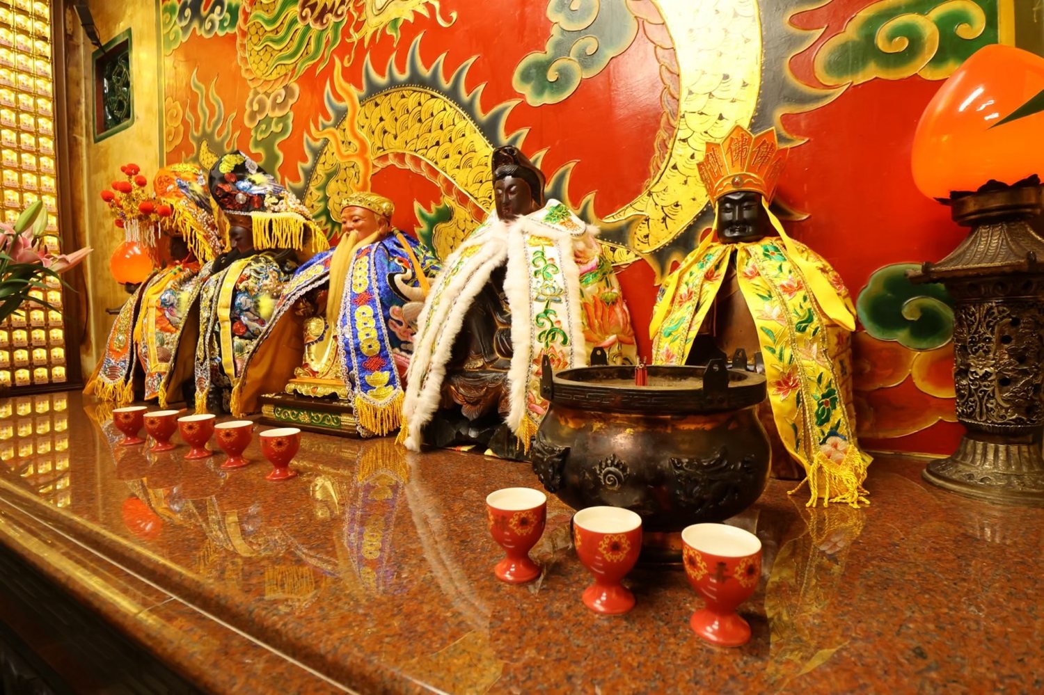 福德宮供奉主神