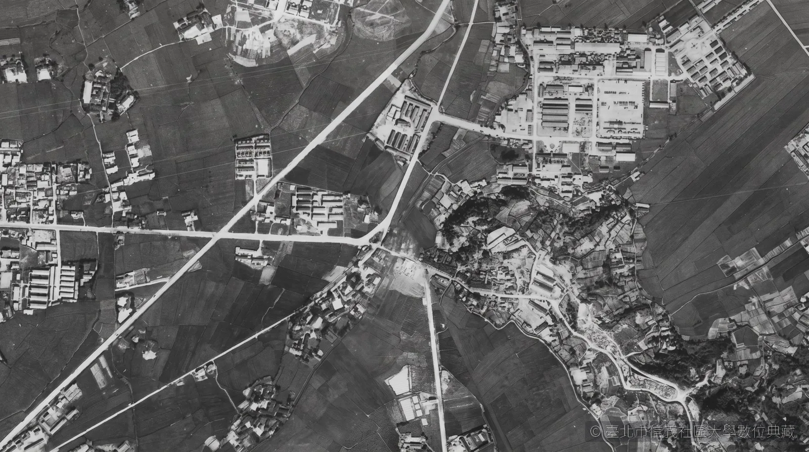 民國 45 年六張犁航測影像